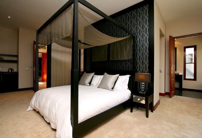 Люкс Повышенной Комфортности, Nova Constantia Boutique Residence