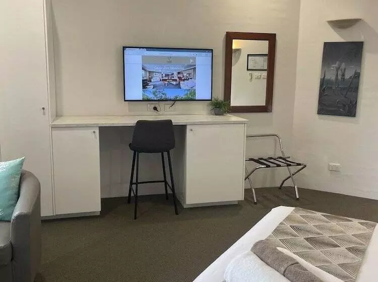 キングサイズベッドのデラックスルーム, Oasis Inn Ulladulla