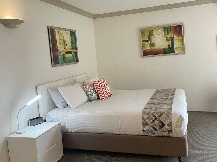 חדר אקזקיוטיב חדר קינג, Oasis Inn Ulladulla