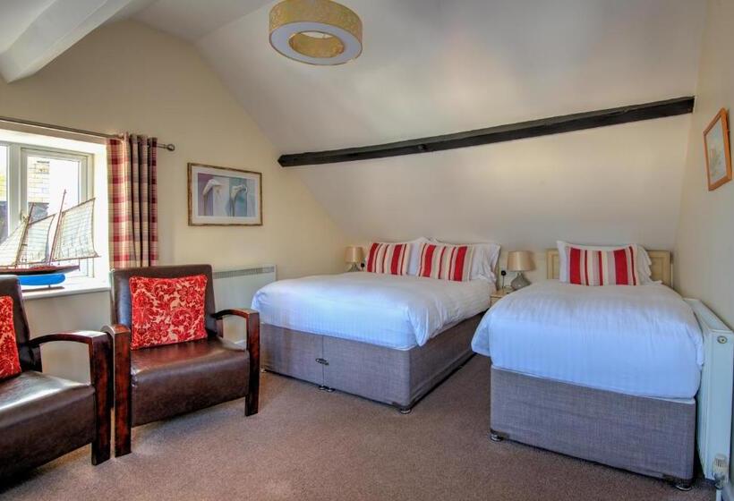 ファミリールーム, Potters Mooring