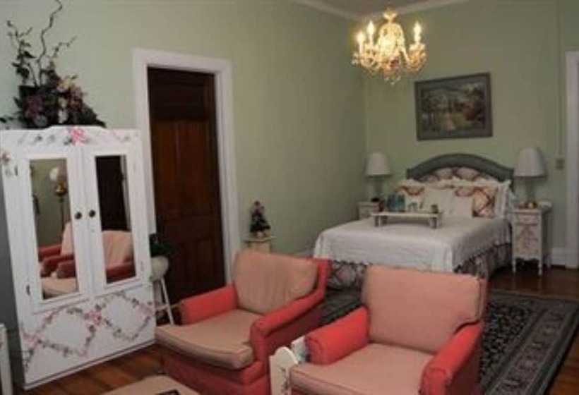 غرفة قياسية, The Bennett House Bed & Breakfast