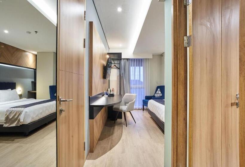 キングサイズベッドのスタンダードルーム, Cordela Suites Tasikmalaya