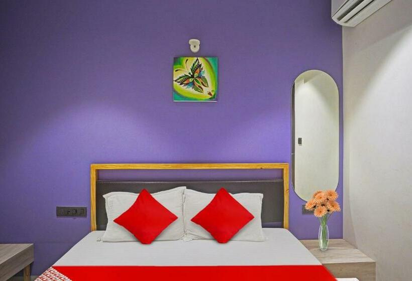 트리플 클래식 룸, The Hallmark By Wb Inn