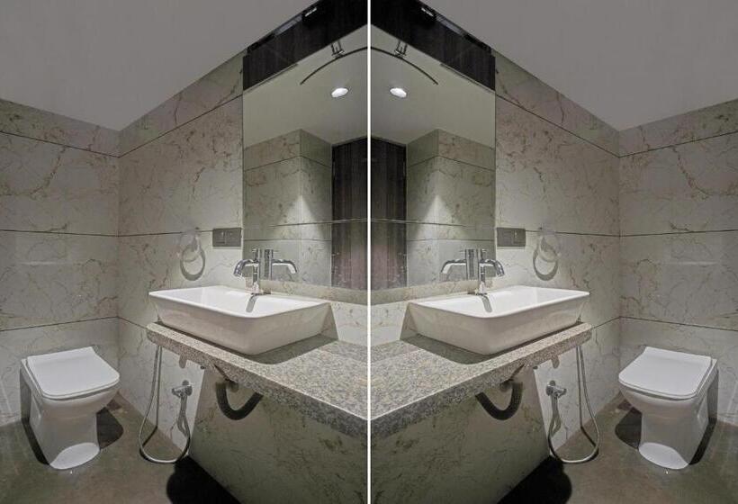 트리플 클래식 룸, The Hallmark By Wb Inn