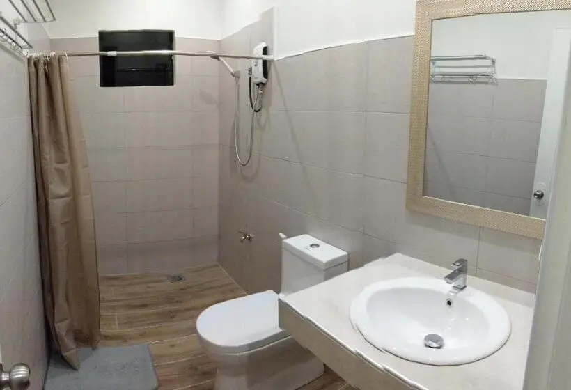 Camera Quadrupla Standard Vista Giardino, Sbg Resort Lambug