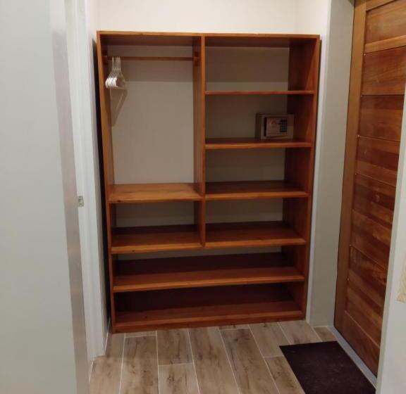 חדר סטנדרט לארבעה, Sbg Resort Lambug