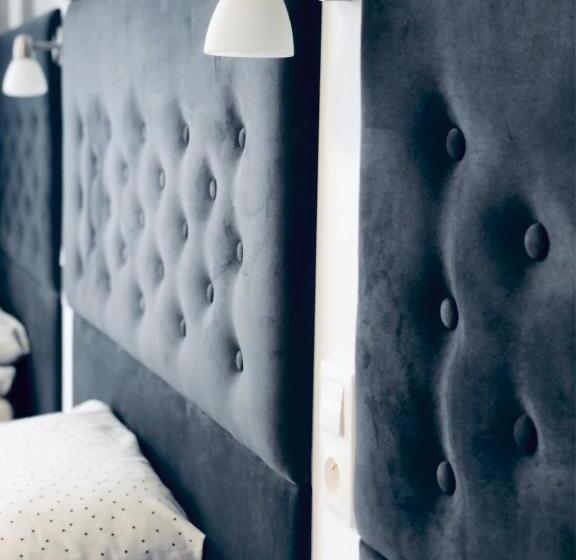 חדר סטנדרט לשלושה, Siechnice Noclegi