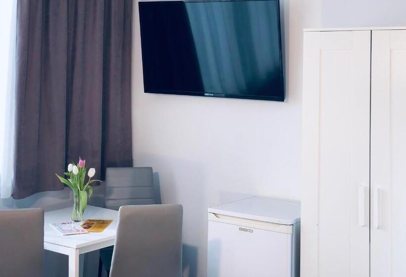 חדר סטנדרט לארבעה, Siechnice Noclegi