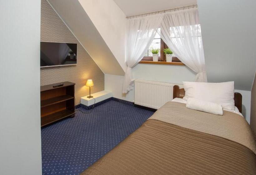 חדר יחיד בסיסי, Zajazd Drogorad Restauracja I Noclegi