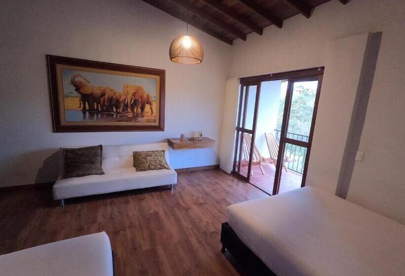 חדר משפחתי נוף לגינה, Glamping Ancestros Ecoparque