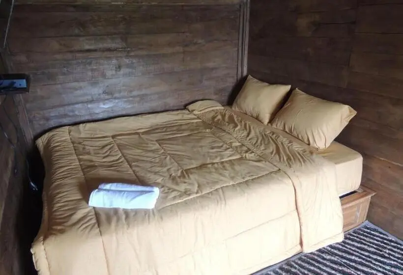 Quarto standard, Singgasana Villa & Resto