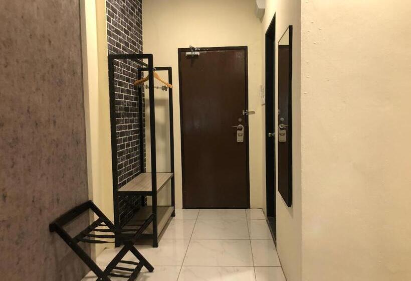 غرفة قياسية, Wings