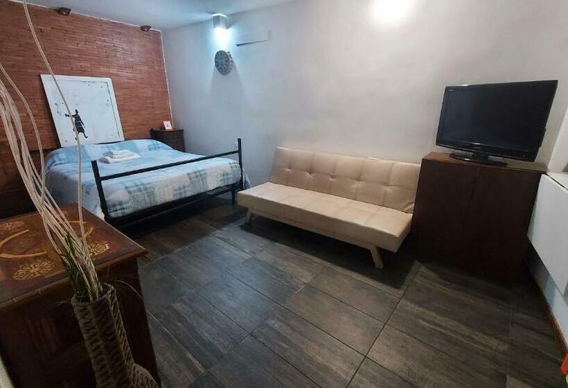 غرفة ديلوكس, Morry S Lodge Guest House