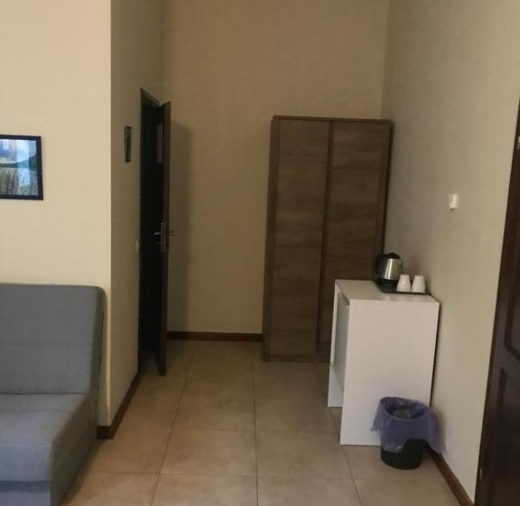 חדר משפחתי, Ranczo Sielanka