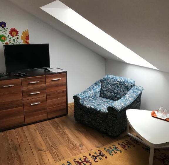 חדר משפחתי, Ranczo Sielanka