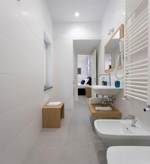 スタンダードルーム, B&b Family Martone