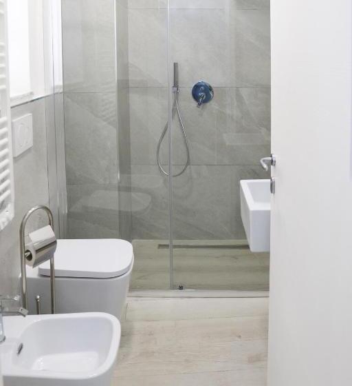 スタンダードルーム, B&b Family Martone