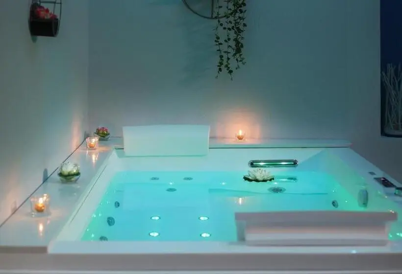 اتاق استاندارد با تخت بزرگ, B&b Family Martone