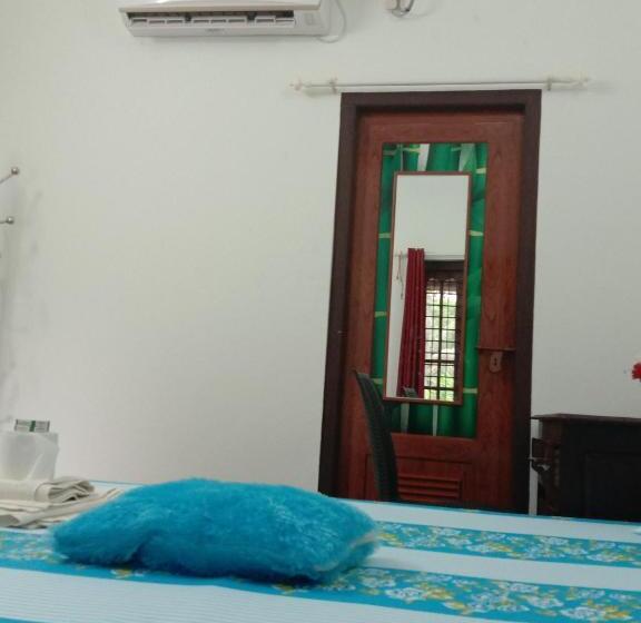 デラックスルーム, Angels  Homestay Marari