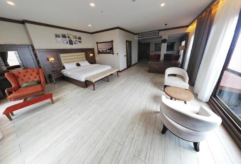 جناح, şelale Otel