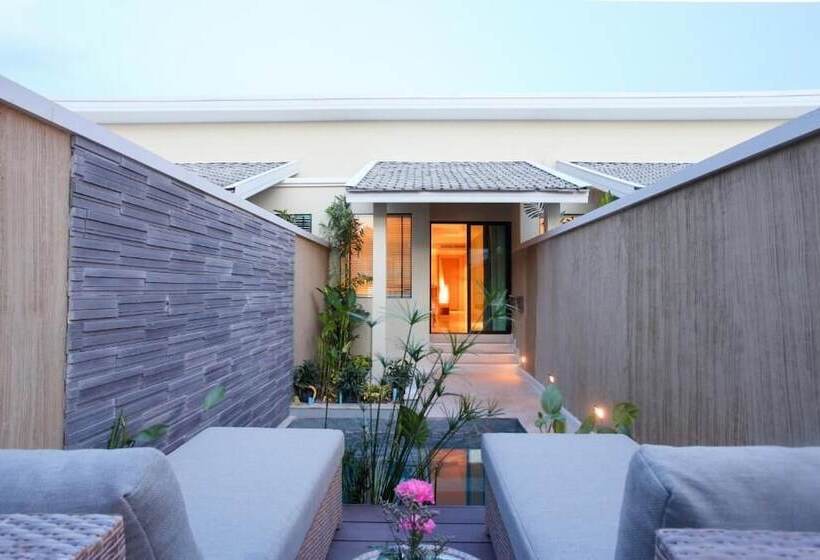 اتاق لوکس, Craft Resort & Villas, Phuket Town