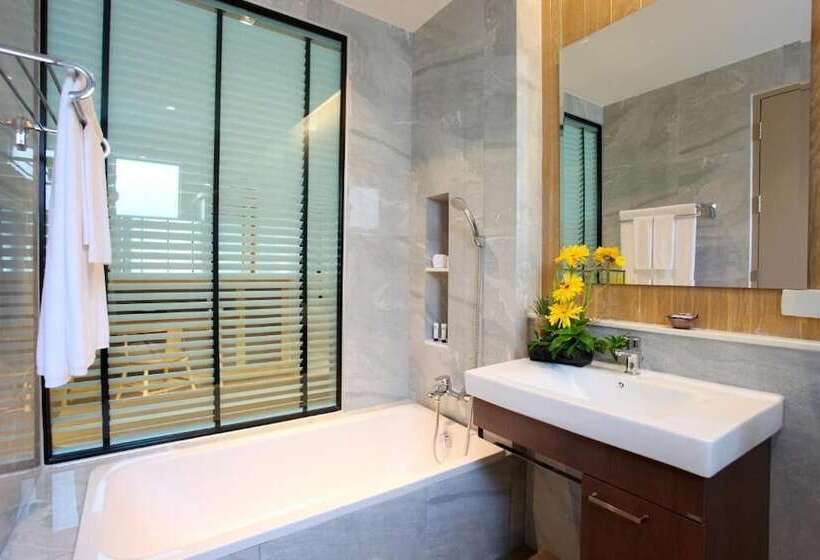 سوییت با استخر, Craft Resort & Villas, Phuket Town