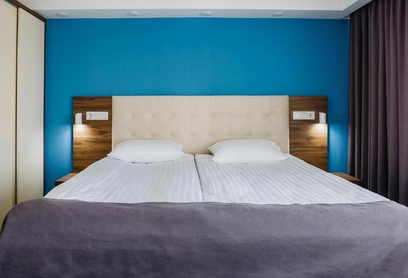 수피리어 룸, Park