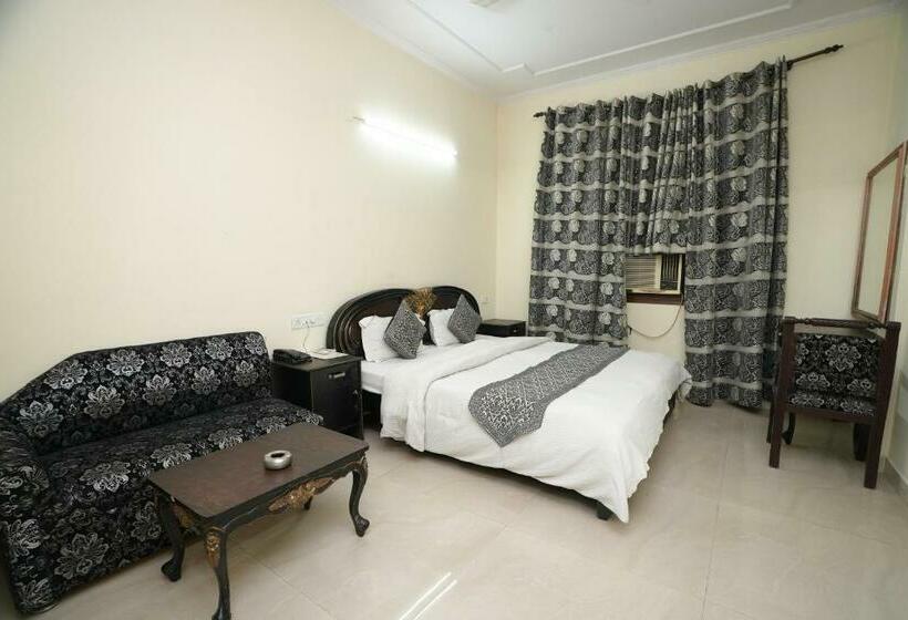 豪华房间, Silver Arc