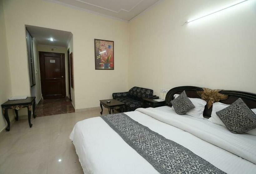 豪华房间, Silver Arc