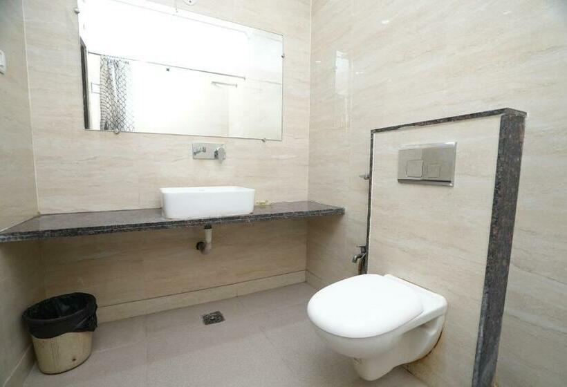 豪华房间, Silver Arc