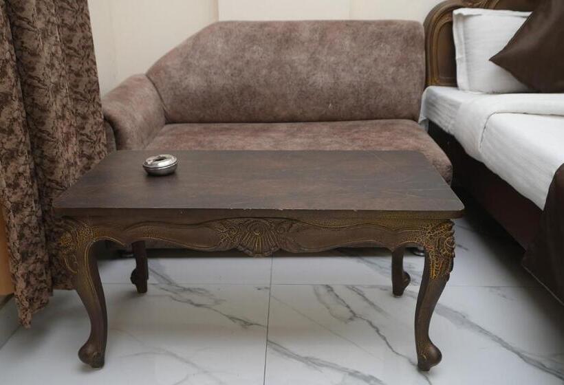 豪华房间, Silver Arc