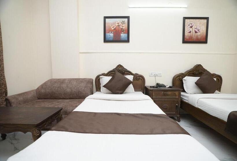 豪华房间, Silver Arc