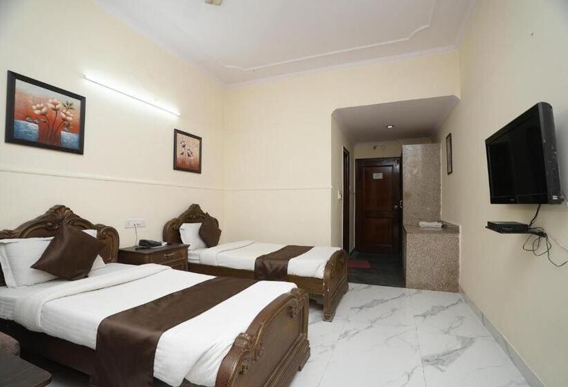 غرفة ديلوكس, Silver Arc