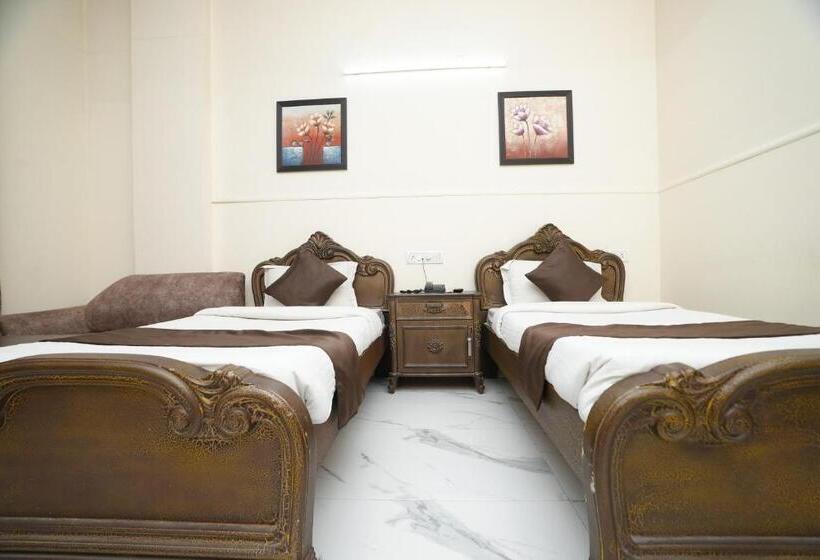 豪华房间, Silver Arc