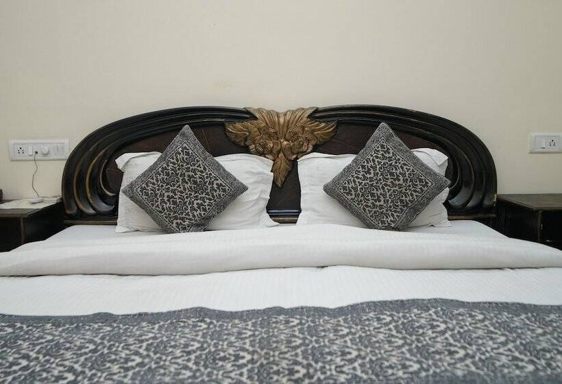 豪华房间, Silver Arc