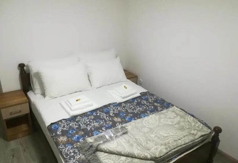 Quarto deluxe, Karavan 123