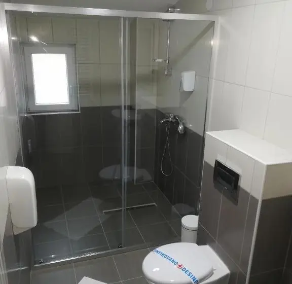 Quarto Triplo Comfort, Karavan 123