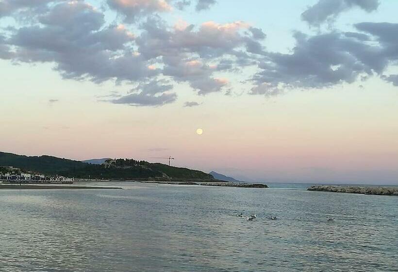 ２ベッドルームアパートメント, Appartamento A Pochi Passi Dal Mare