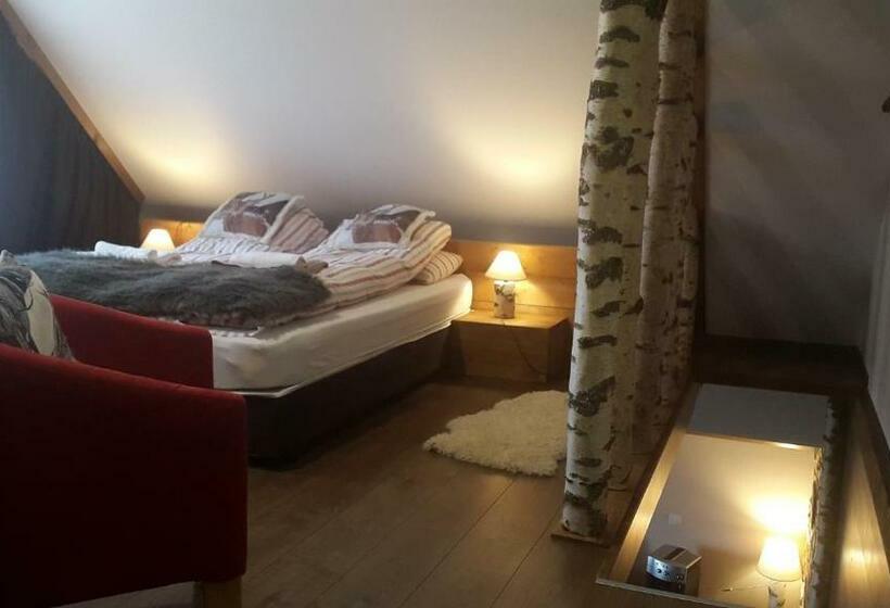 景色の見える一ベッドルームアパートメント, Forest Houses,форест хаусис