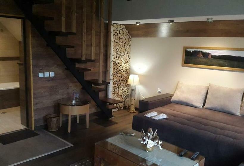 1ベッドルームアパートメント, Forest Houses,форест хаусис