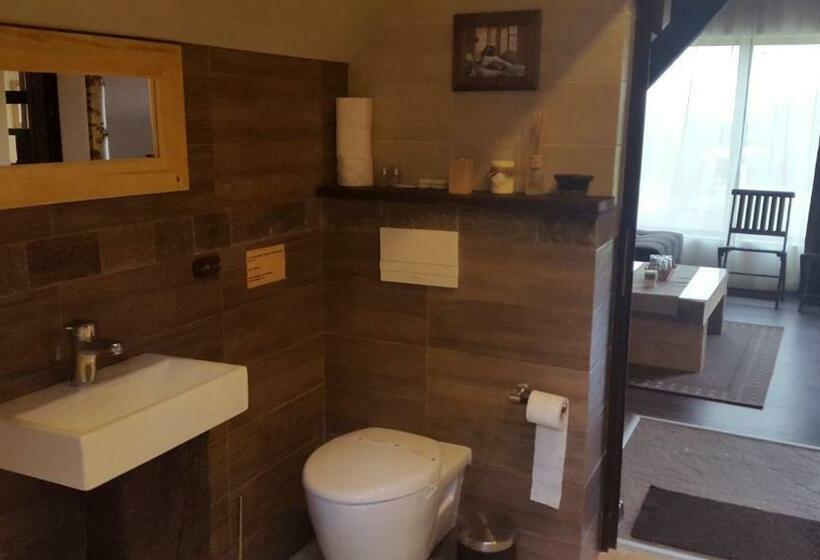 1ベッドルームアパートメント, Forest Houses,форест хаусис