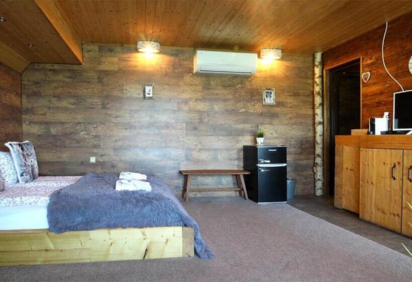 1ベッドルームのデラックスアパートメント, Forest Houses,форест хаусис