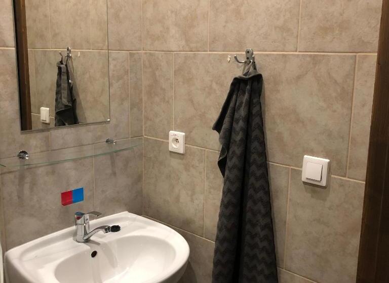 침실 1개 아파트, Privát Miško