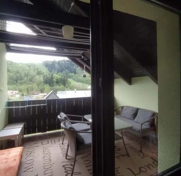 ２ベッドルームアパートメント, Privát Miško