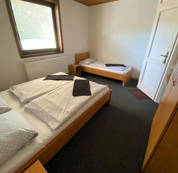 １階の１ベッドルームアパートメント, Privát Miško