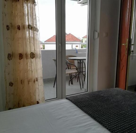 استودیو استاندارد با چشم‌انداز باغ, Apartmani Nana Sokobanja