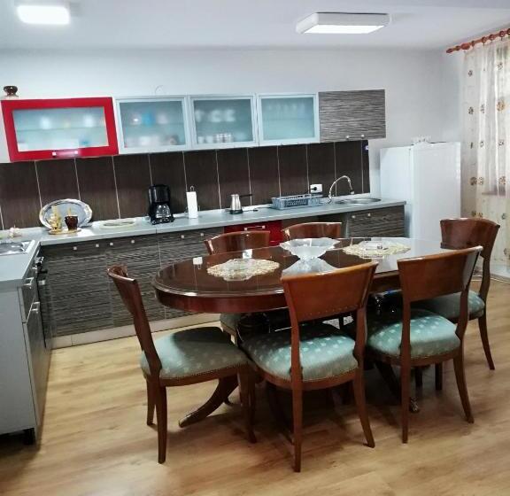 آپارتمان 2 خوابه, Apartmani Nana Sokobanja