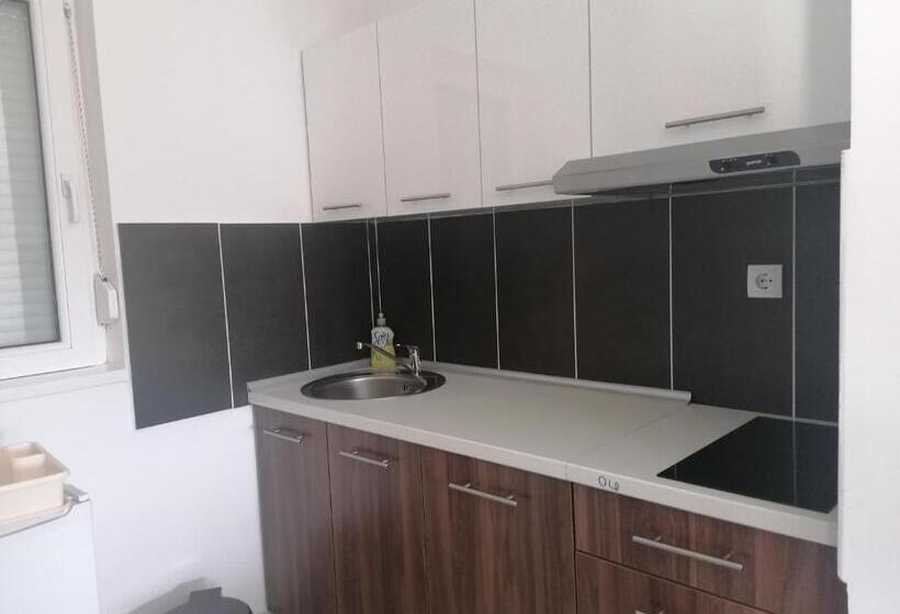 استودیو استاندارد با بالکن, Apartmani Nana Sokobanja