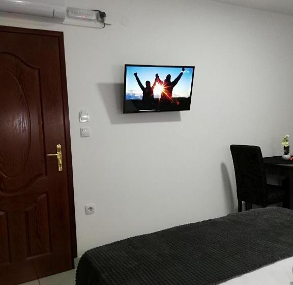 استودیو استاندارد با چشم‌انداز باغ, Apartmani Nana Sokobanja