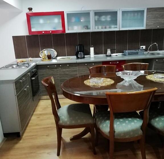 آپارتمان 2 خوابه, Apartmani Nana Sokobanja